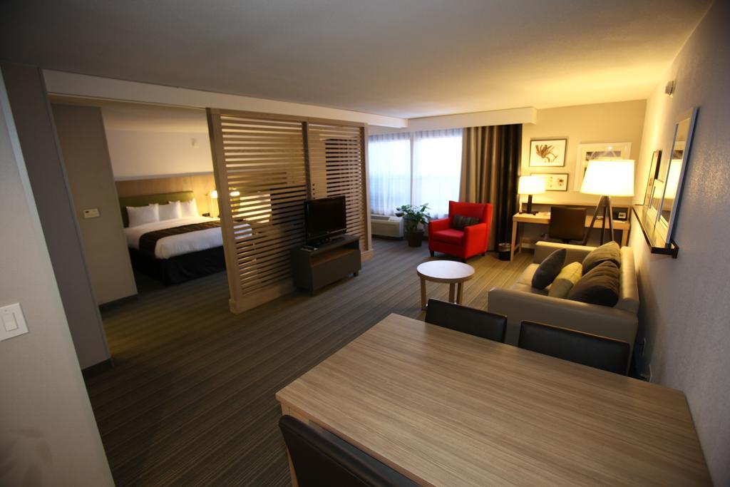 Greentree Inn & Suites Phoenix Sky Harbor Quarto foto