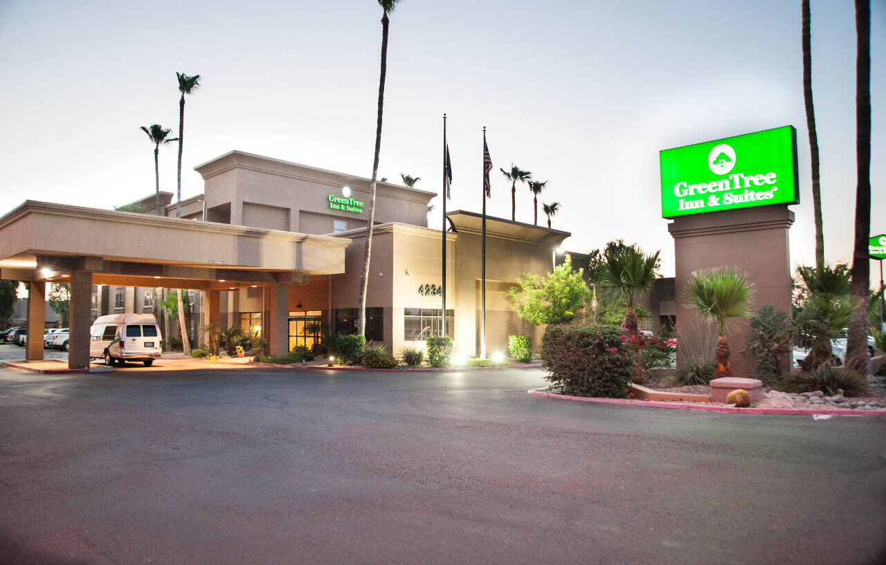 Greentree Inn & Suites Phoenix Sky Harbor Exterior foto